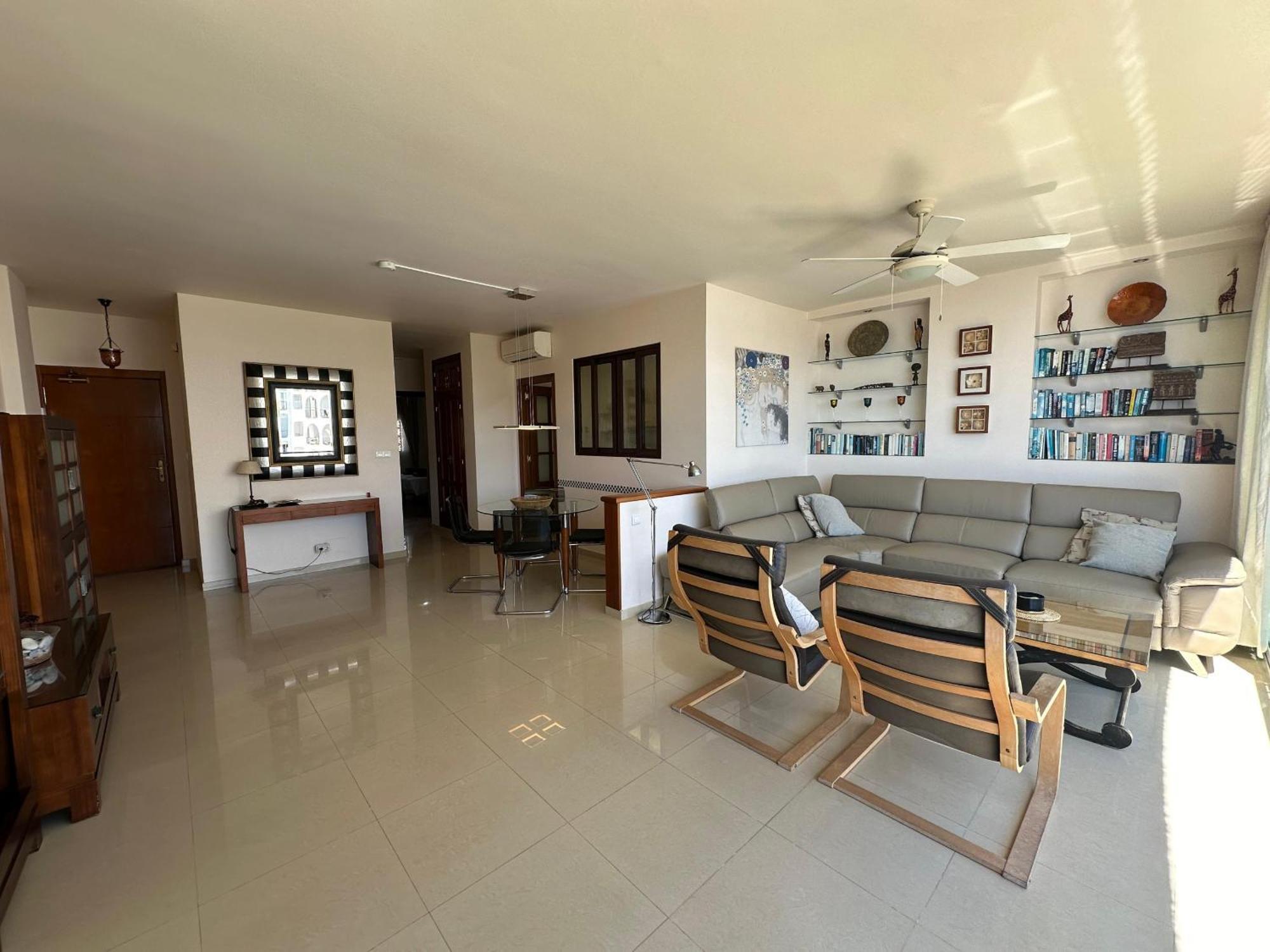 Apartment R1345 Carabeo 1 - 42 *