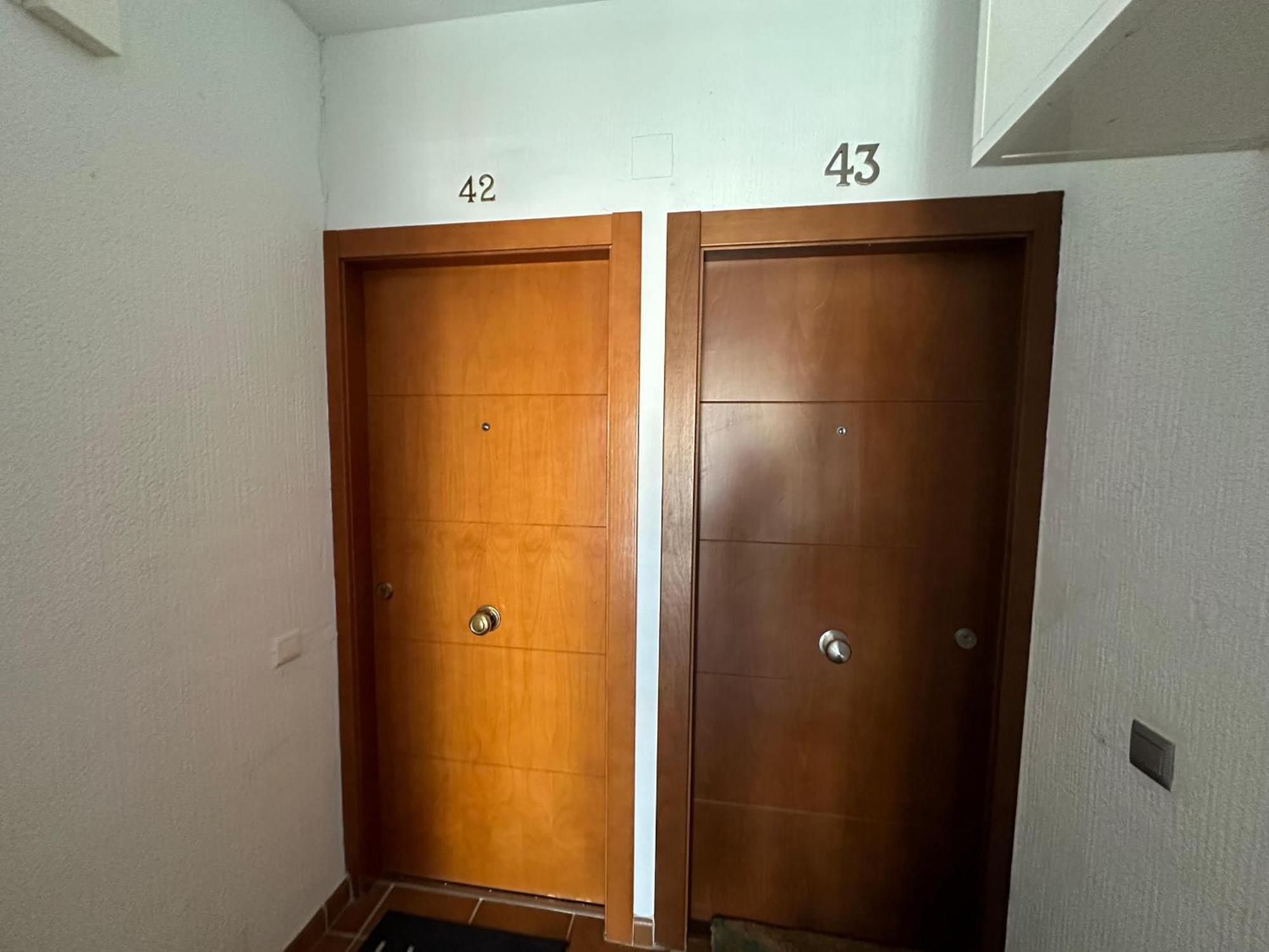 R1345 Carabeo 1 - 42 Apartment